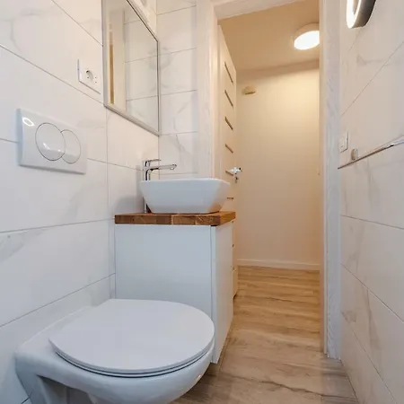 Bozi, Luxury House With Jacuzzi Appartamento Mandre