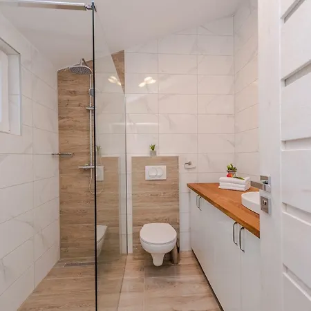 Appartamento Bozi, Luxury House With Jacuzzi *