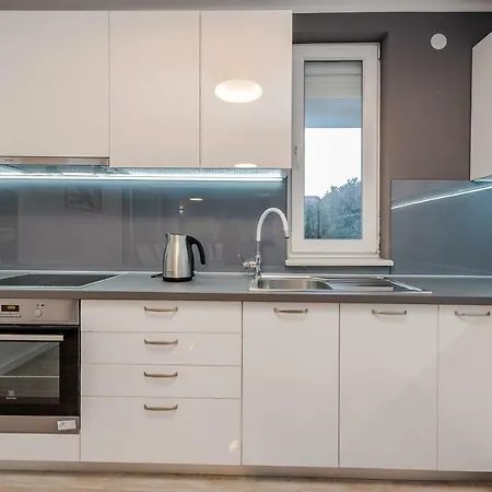 Appartamento Bozi, Luxury House With Jacuzzi